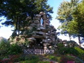Grotte de Lourdes, Longuève (Saint-Georges-de-Reintembault)
