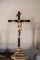 Croix d'autel, chapelle Saint-Roch, la Couardière (Ploërmel)