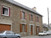 Maison, 4ter rue de l'Etang (Hédé fusionnée avec Bazouges-sous-Hédé pour former la commune de Hédé-Bazouges en 2009)