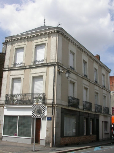 Immeuble à logements, 12 rue du Four, 15 rue Du Guesclin (La Guerche-de-Bretagne)