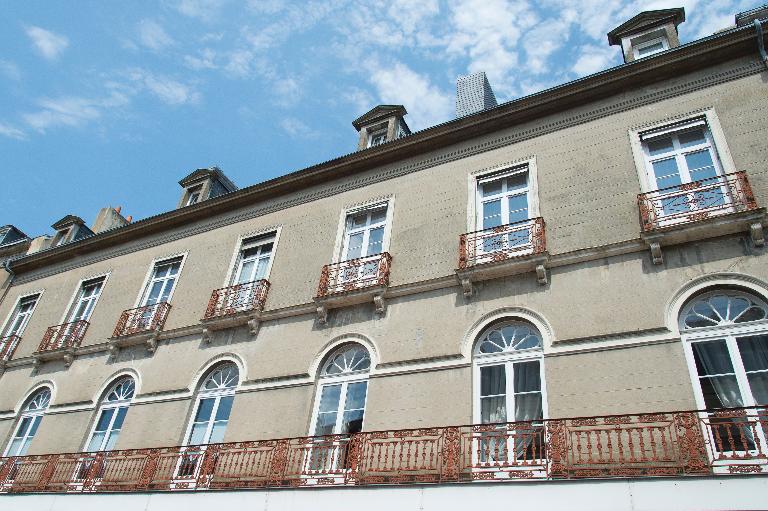 Immeuble, 8 rue Thomas de Closmadeuc (Vannes)