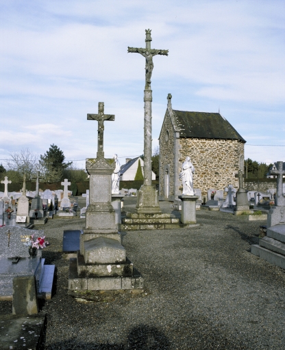 Croix de cimetière (Plénée-Jugon)