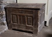 Coffre, chapelle Saint-Jean (Ruffiac)