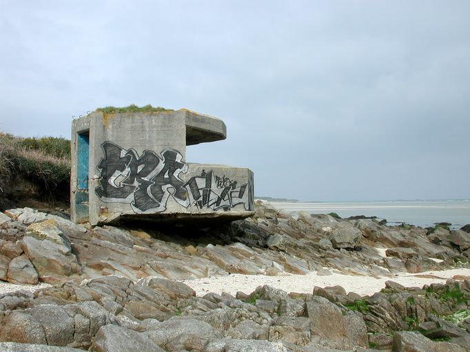 Ensemble fortifié de Kerguélen (Av 8) (Plounéour-Trez fusionnée en Plounéour-Brignogan-plages en 2017)