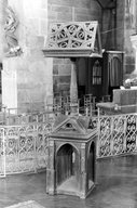 Lutrin, style néo-gothique, église paroissiale Saint-Servais (Saint-Servais)