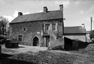 Maison, route du Guellec (Locarn)