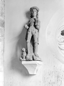 Statue (petite nature, d'applique) : saint Adrien, chapelle Saint-Guen et son ossuaire (Saint-Tugdual)