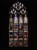Verrière de la baie 1 : Passion du Christ, Saint Jean-Baptiste avec Jean Rogier, Sainte Hélène avec Hélène Josse, Saint Christophe, Sainte Marie-Madeleine, Sainte Barbe, église Saint-Armel (Ploërmel)