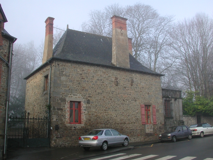 Maison, 23 rue des Princes (Combourg)