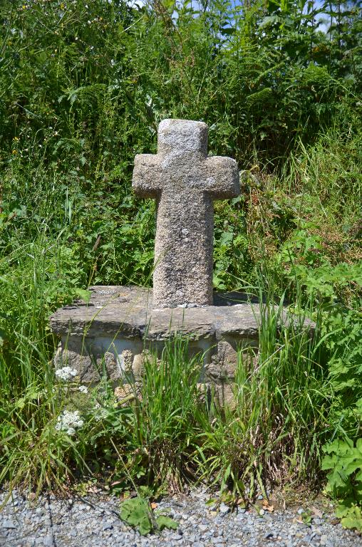 Croix de chemin de Coz Coël (Ploubezre)