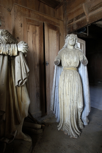 Groupe sculpté : calvaire (Pluméliau fusionnée en Pluméliau-Bieuzy en 2019)