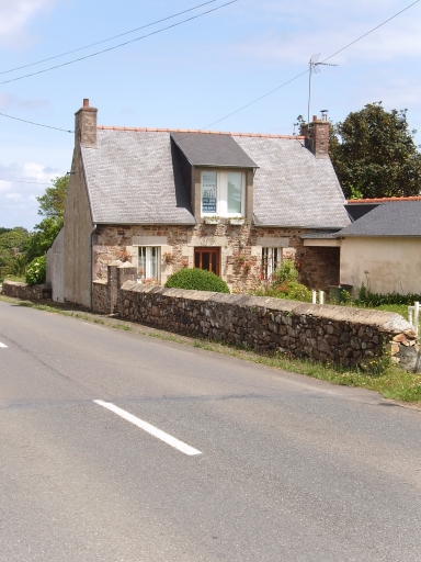 Maison, 28 route de l'Arcouëst, Roc'h ar C'had (Ploubazlanec)