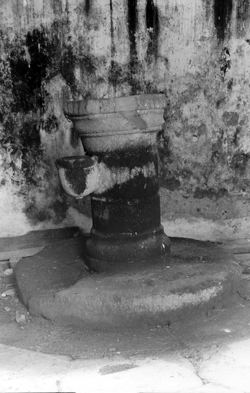 Fonts baptismaux, chapelle, Burtulet (Saint-Servais)