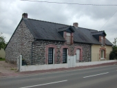 Maison, 21 rue du Schiste Violet (Saint-Thurial)