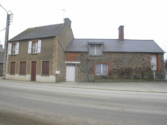 Maison, 7 rue Châteaubriand (Saint-Domineuc)