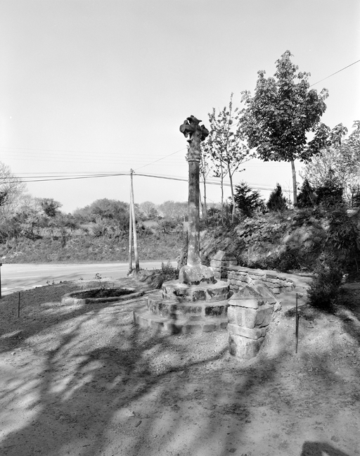 Croix de chemin, Kerlivit (Pouldergat)