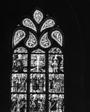 Verrière à personnages de la baie 6 : Calvaire, les Apôtres, église Saint-Pierre-Saint-Paul (Guégon)