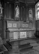 Autel, retable, tabernacle (maître-autel, retable à panneau compartimenté, tabernacles à ailes), église paroissiale Saint-Onneau (Esquibien fusionnée en Audierne en 2016)