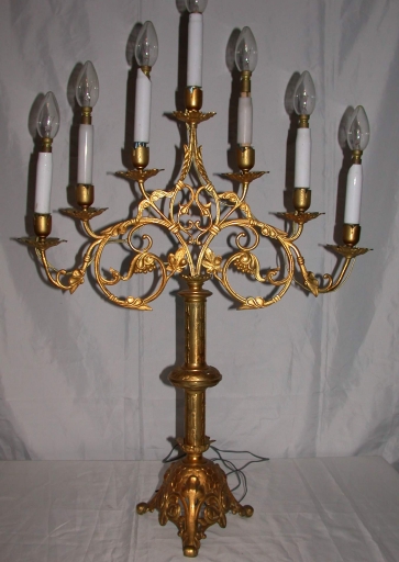 Paire de chandeliers d'église