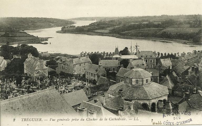 Maison dite "Maison Guillerm" 8 rue Lamennais (Tréguier)