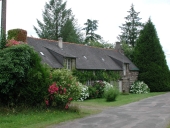 Alignement de maisons, Hucheloup (Paimpont)