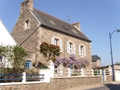 Maison, 3 rue du Stade (Plouguiel)