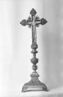 Croix-reliquaire, église paroissiale Saint-Annouarn (Peumérit)