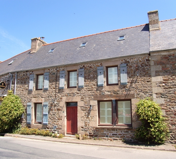 Maison, 56 rue Saint Gonéry (Plougrescant)