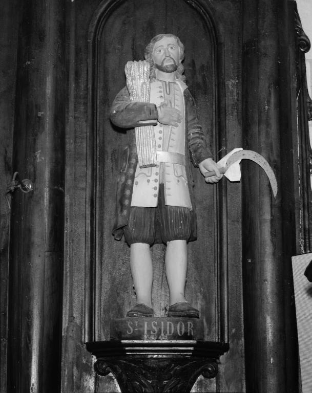 Statue (petite nature) : saint Isidore, église paroissiale Sainte-Cécile (Theix fusionnée en Theix-Noyalo en 2016)