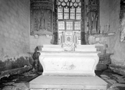 Autel, tabernacle (maître-autel, autel tombeau, tabernacle architecturé), chapelle Saint-Nicolas (Priziac)