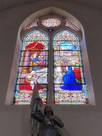 Ensemble de deux verrières à personnages : Présentation de la vierge au temple et Saint Yves, église Saint-Brieuc (Cruguel)