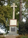 Croix monumentale, monument aux morts, les Écoles (Saint-Ganton)