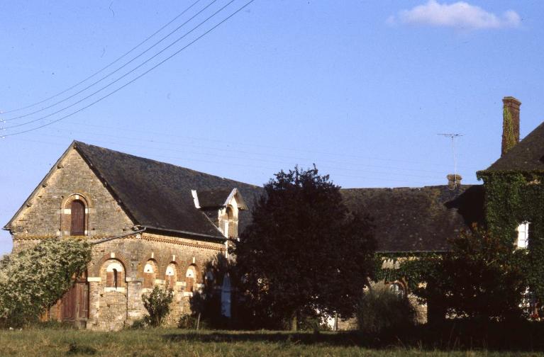 Château du Plessis (La Couyère et Tresboeuf)