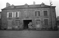 Maison, Place de l'Eglise (Coësmes)