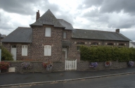 École, 8 rue de Montfort (Breteil)