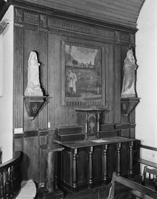 Autel, retable, tabernacle, gradins d'autel (2) (autel secondaire, autel tombeau, retable à panneau compartimenté), église paroissiale sainte-Brigitte, sainte-Anne (Noyalo fusionnée en Theix-Noyalo en 2016)
