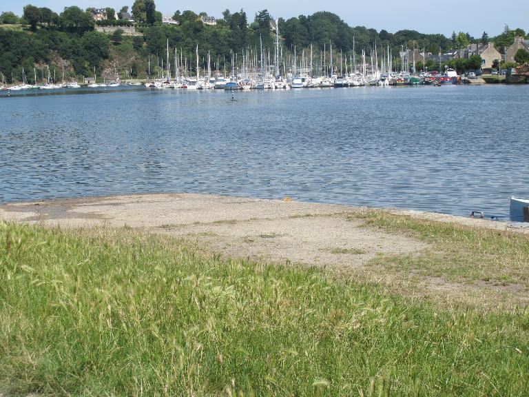 Les cales sur la commune de Saint-Samson-sur-Rance