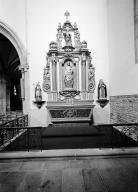 Autel, retable, gradin d'autel, tabernacle (autel secondaire, retable architecturé), église paroissiale Saint-Idunet (Châteaulin)