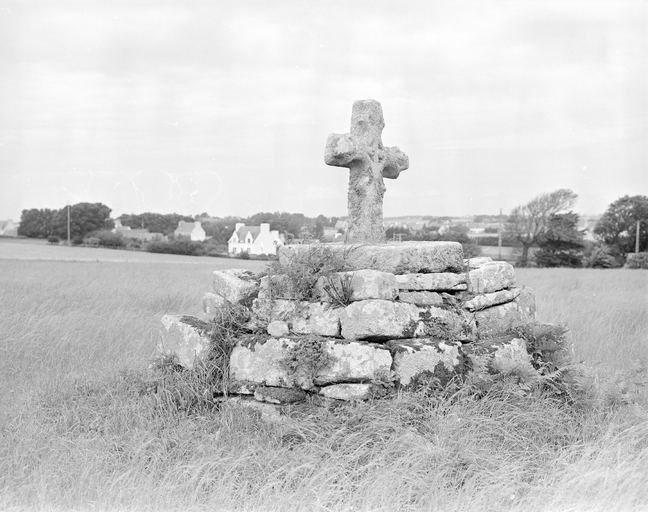 Croix monumentale, Socronan (Pouldreuzic)