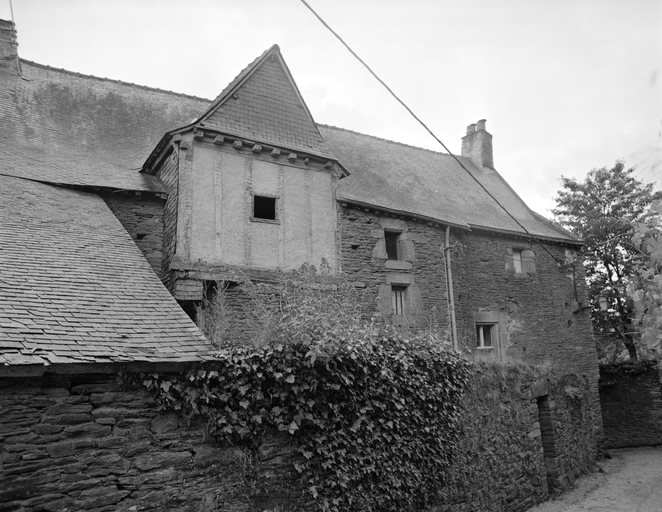 Presbytère, rue de Pélican (Rochefort-en-Terre)