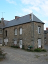Maison, 21 rue des Fontaines (Dingé)