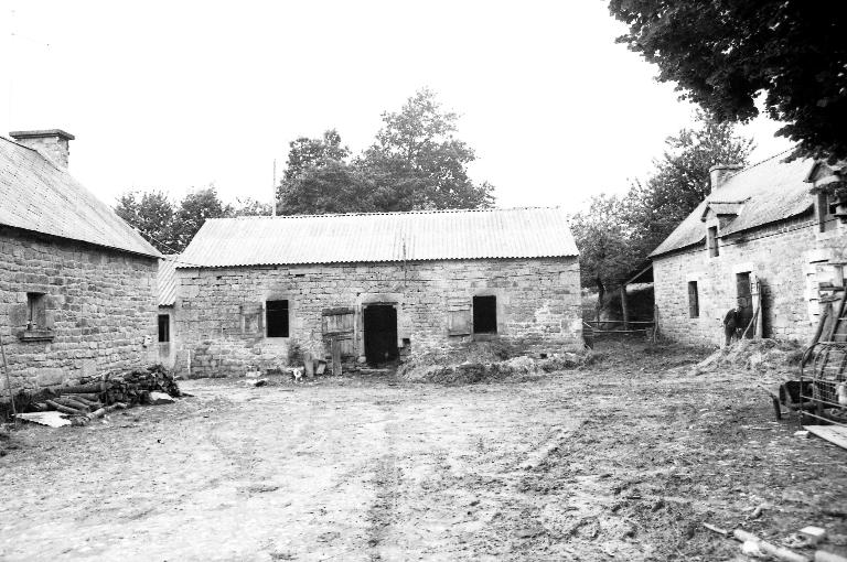 Les maisons et les fermes de la commune de Locmalo