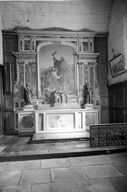 Autel, retable, tabernacle, gradins d'autel (2) (autel secondaire, retable à panneau compartimenté, retable architecturé, tabernacle architecturé), dit de saint Pierre, église paroissiale Saint-Martin (Guichen)