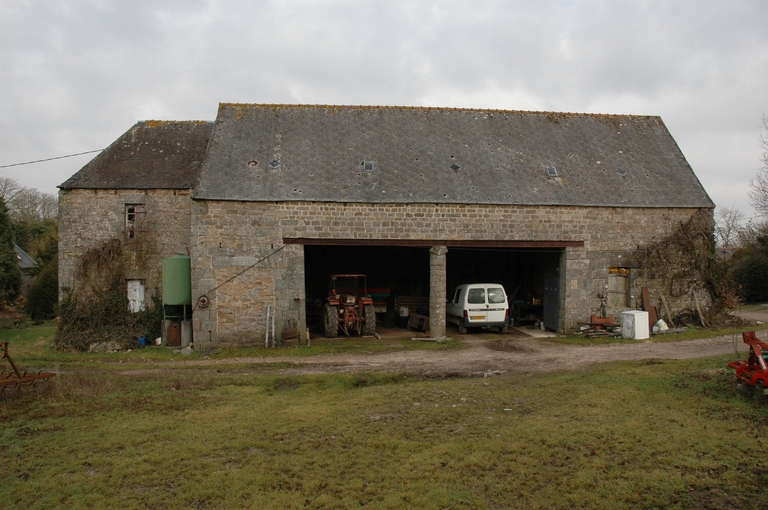 Grange et écurie avec logement pour le palefrenier de Kernaman (Trégrom)