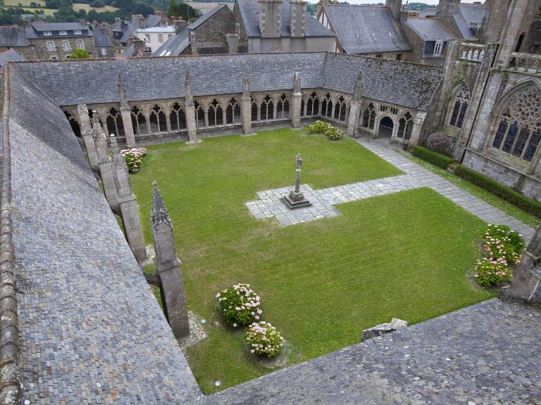 Cloître de la cathédrale Saint-Tugdual (Tréguier)