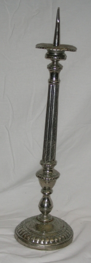 Paire de chandeliers d'acolyte