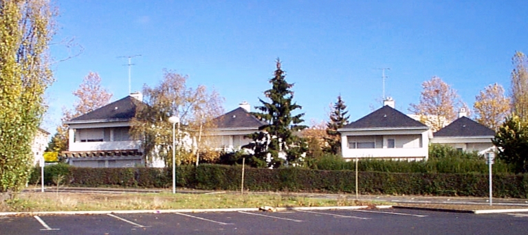 Maisons en série (4), rue Jean-Pierre-Ginestre ; avenue de la Bataille-Flandre-Dunkerque (Rennes)