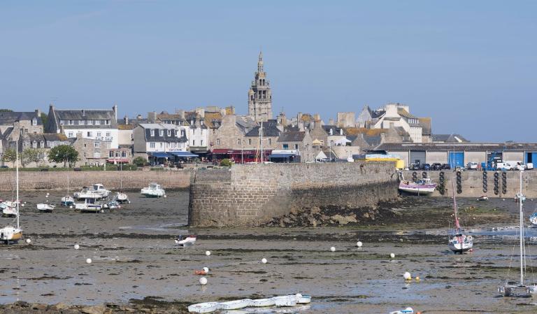Le vieux quai, dit quai Tristan Corbière (Roscoff)