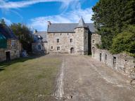Manoir de Kermerrot (Coatréven)