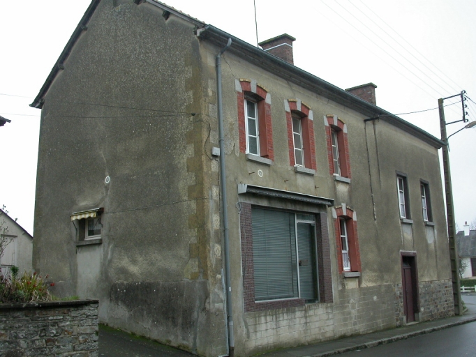 Maison à boutique, 13 rue de Saint-Germain (Melesse)